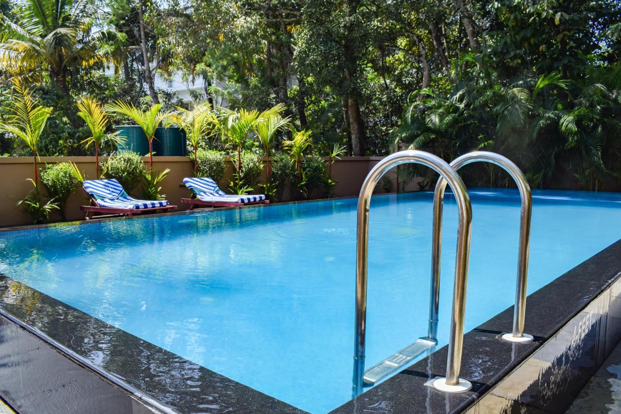 Peppervine Hotel Thekkady Bagian luar foto